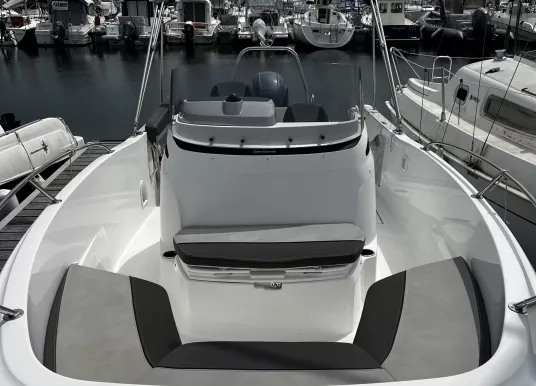 JEANNEAU - CAP CAMARAT 6.5 CC - 2