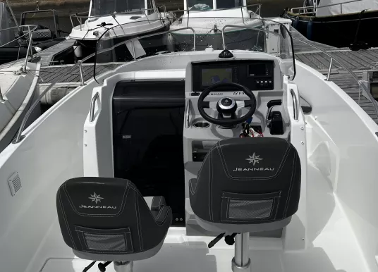 JEANNEAU - CAP CAMARAT 6.5 CC - 4