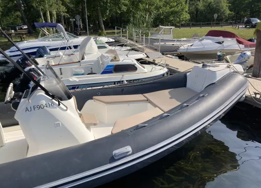 NUOVA JOLLY - BLACK FIN 8 - 3