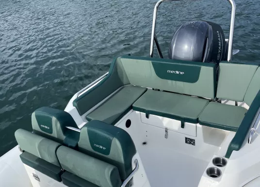 ZODIAC - MEDLINE 6.8 - 8