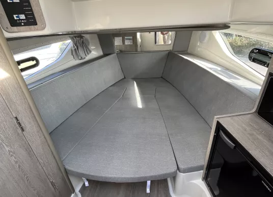 QUICKSILVER - ACTIV 875 SUNDECK - 13