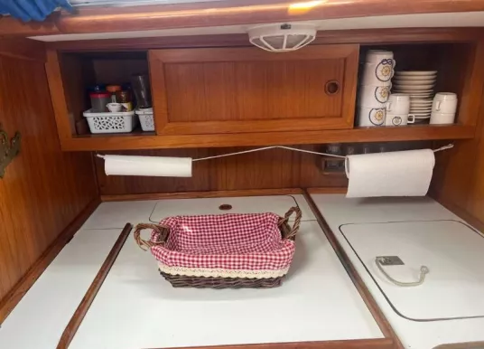 GRANADA - GRANADA 32 - 25