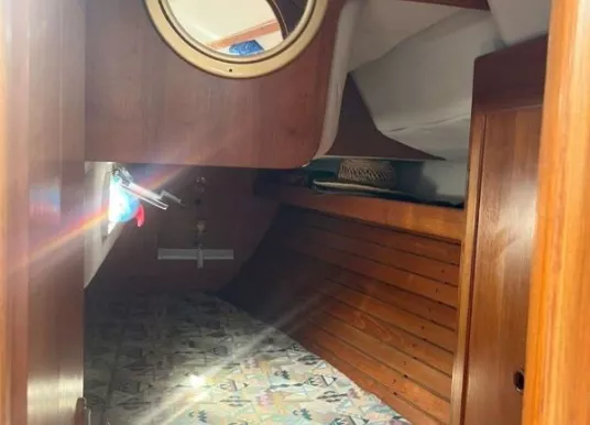 GRANADA - GRANADA 32 - 28