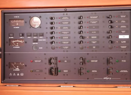 WAUQUIEZ - CENTURION 40 - 32