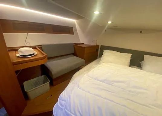 WAUQUIEZ - PILOT SALOON 48 - 13