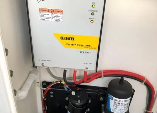 WAUQUIEZ - CENTURION 40 - 44