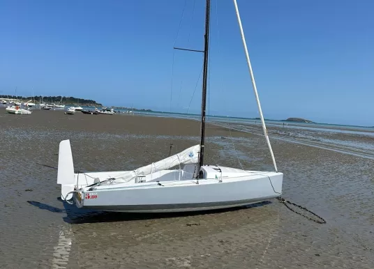 MARINE COMPOSITE - BIHAN 5.80 - 8