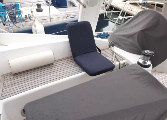 WAUQUIEZ - PILOT SALOON 47 - 5