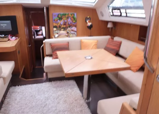 WAUQUIEZ - PILOT SALOON 47 - 32