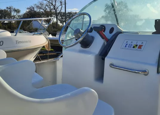 JEANNEAU - CAP CAMARAT 555 OPEN - 3
