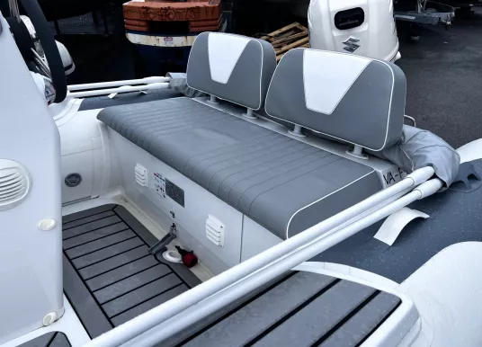 GALA BOATS - VIKING V360 - 5