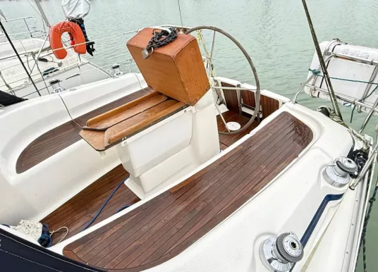 BAVARIA YACHTS - BAVARIA 31 CRUISER - 4