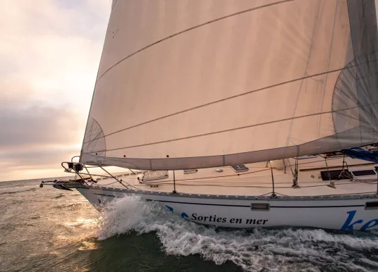 JEANNEAU - SUN KISS 45 - 14