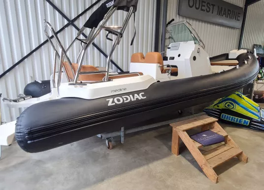 ZODIAC - MEDLINE 6.8 - 2
