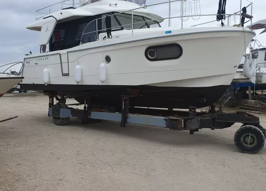 BENETEAU - SWIFT TRAWLER 30