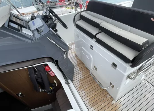 BENETEAU - FLYER 8.8 SPACEDECK - 7