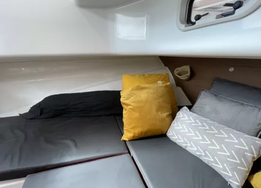 BENETEAU - FLYER 8.8 SPACEDECK - 10