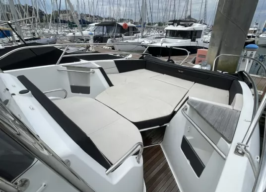 BENETEAU - FLYER 8.8 SPACEDECK - 11