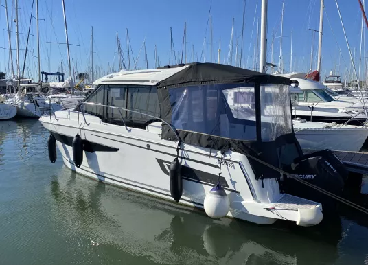 JEANNEAU - MERRY FISHER 895 SERIE 
