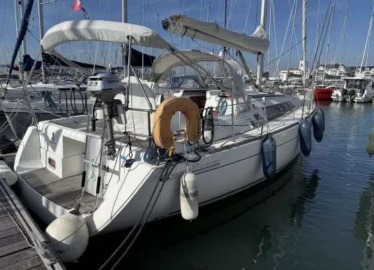 BENETEAU - OCEANIS 37