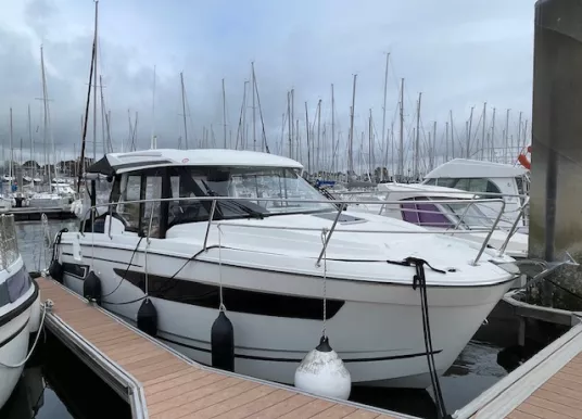 JEANNEAU - MERRY FISHER 895