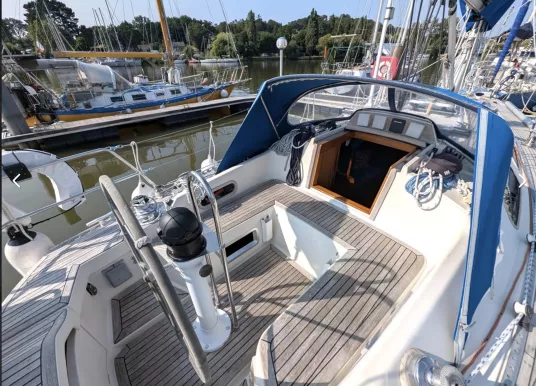 Sweden 340 - 4