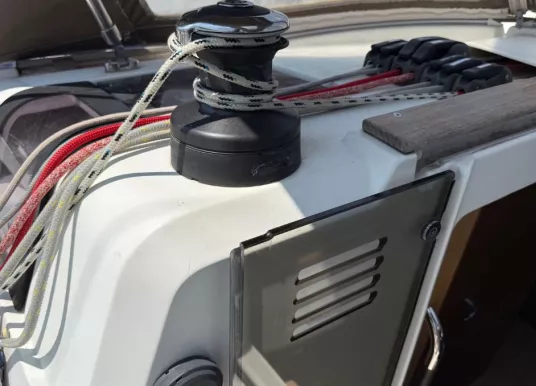 JEANNEAU - SUN ODYSSEY 389 - 10