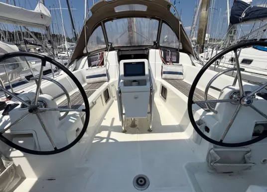 JEANNEAU - SUN ODYSSEY 389 - 5