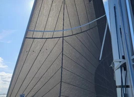 ITALIA YACHTS - 12.98 - 8