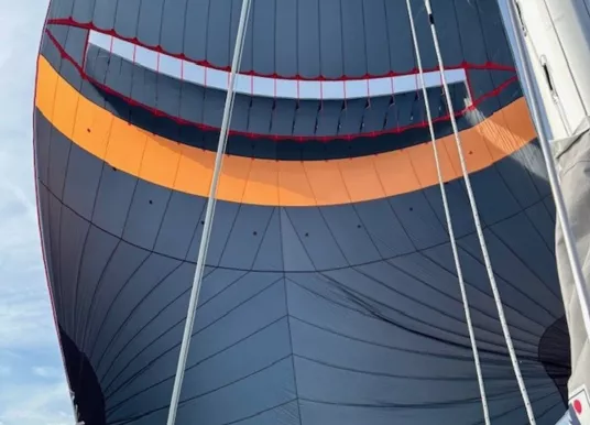 ITALIA YACHTS - 12.98 - 10