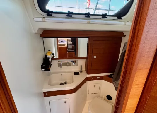 ITALIA YACHTS - 12.98 - 19