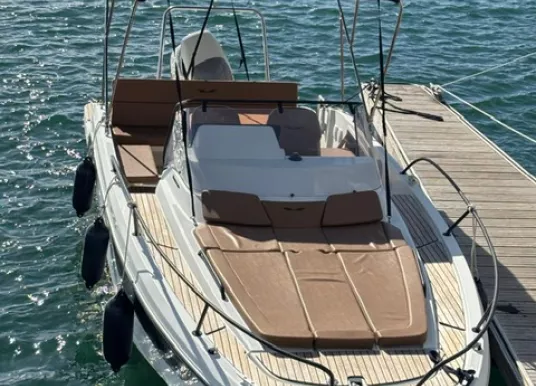 BENETEAU - FLYER 8 SUNDECK