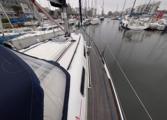 DUFOUR YACHTS - DUFOUR 34 - 19