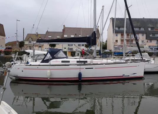 DUFOUR YACHTS - DUFOUR 34