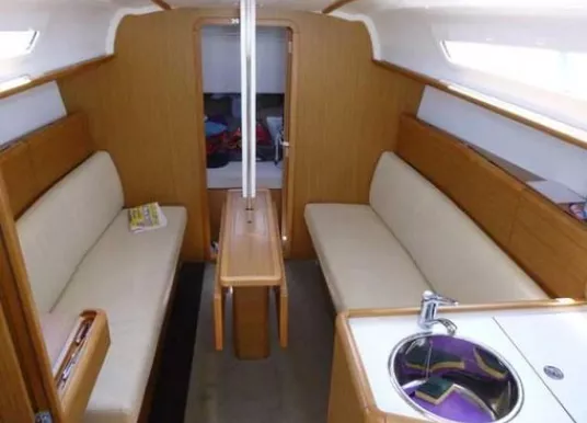 JEANNEAU - SUN ODYSSEY 30 - 4