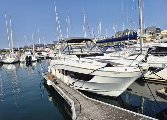 JEANNEAU - CAP CAMARAT 10.5 WA
