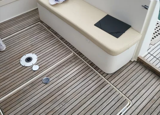 JEANNEAU - MERRY FISHER 925 FLYBRIDGE - 9