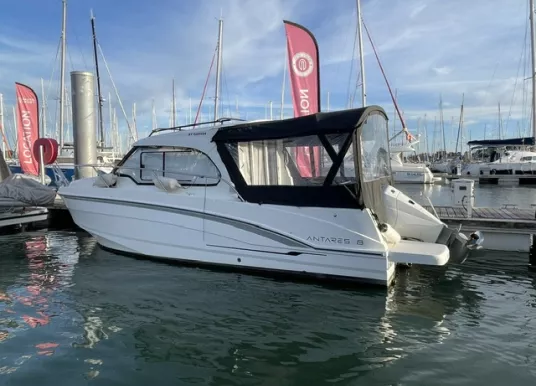 BENETEAU - ANTARES 8 OB