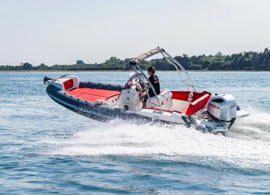 PRUA AL VENTO - THOR 700 SPORT