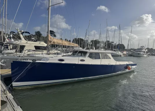 ARMOR BOAT - RANGE BOAT 39