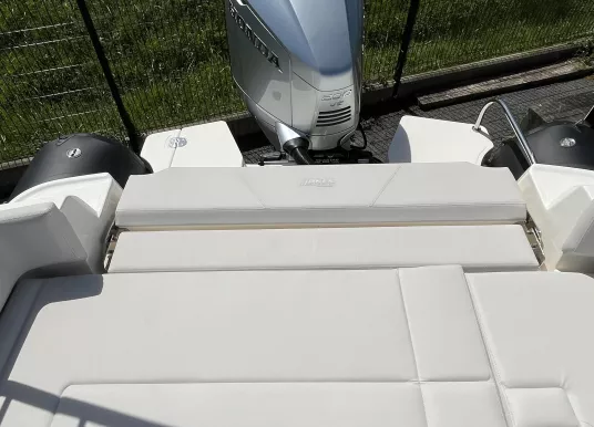 JOKER BOAT - CLUBMAN 22 PLUS - 10