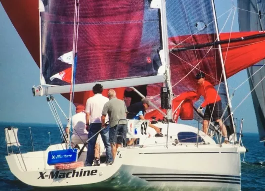 X-YACHTS - XP 33