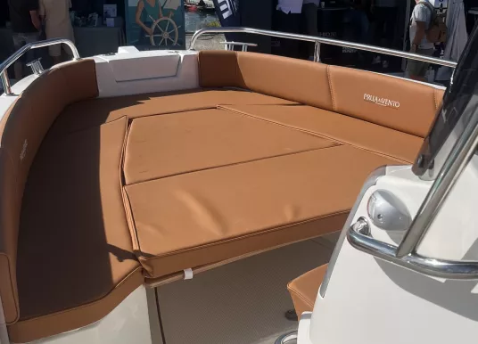 PRUA AL VENTO - JAGUAR 570 OPEN - 16