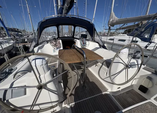 DUFOUR YACHTS - DUFOUR 385 - 2