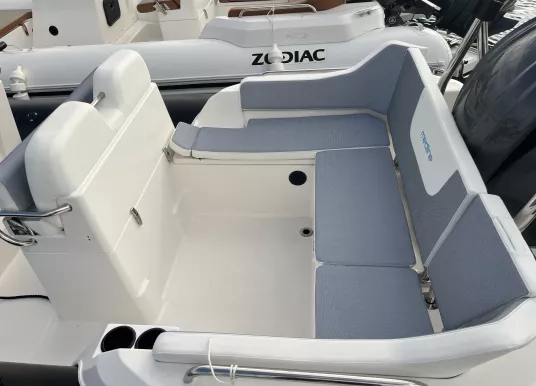 ZODIAC - MEDLINE 6.8 - 5
