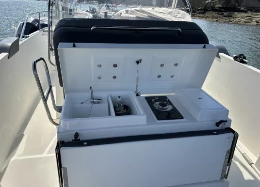 BENETEAU - FLYER 8.8 SPACEDECK - 2
