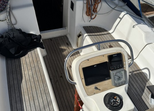 BAVARIA YACHTS - BAVARIA 35 - 4