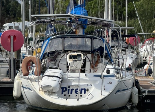 BAVARIA YACHTS - BAVARIA 35 - 2