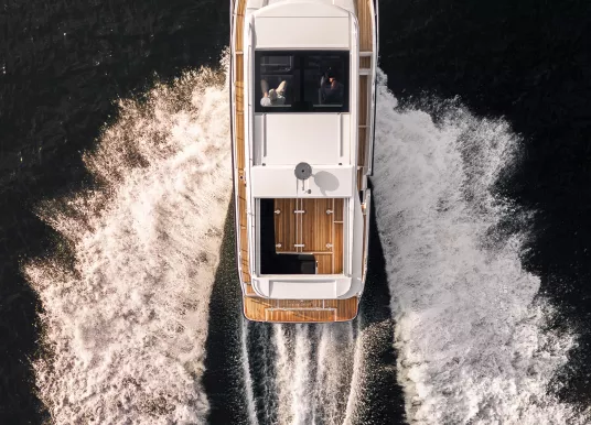 V10 - 4