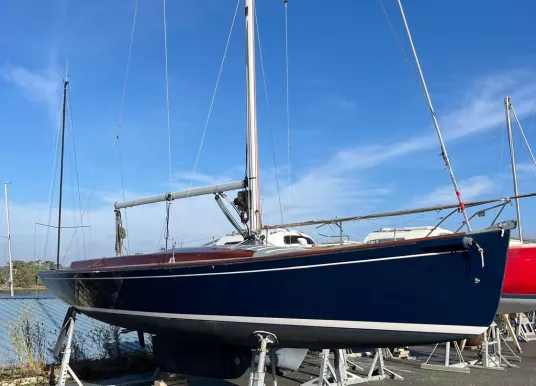 LATITUDE 46 - TOFINOU 8